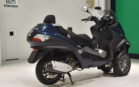 PIAGGIO MP3 250