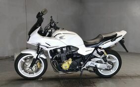 HONDA CB1300SB SUPER BOLDOR 2011 SC54