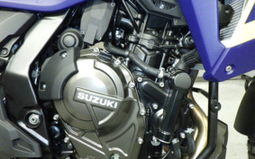 SUZUKI Vストローム800DE 2023 EM1BA