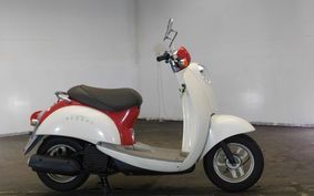 HONDA CREA SCOOPY I AF55