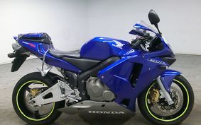 HONDA CBR600RR 2003 PC37