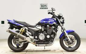 YAMAHA XJR1300 2001 RP03J