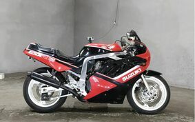 SUZUKI GSX-R750 1989 GR77C