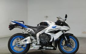 HONDA CBR600RR 2008 PC40