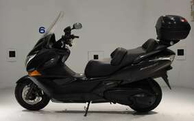 HONDA SILVER WING 400 GT Type 2014 NF03