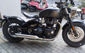 TRIUMPH BONNEVILLE BOBBER 2024 DAD84H