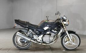 SUZUKI BANDIT 250 GJ74A