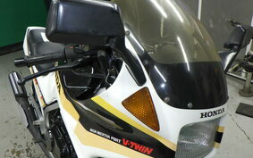 HONDA VT250FE MC08