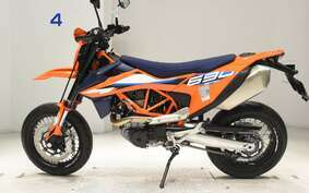 KTM 690 SMC R 2024