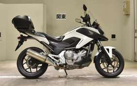 HONDA NC 700 X LD A 2012 RC63