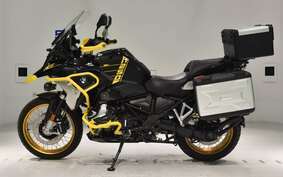 BMW R1250GS 2021 0M01