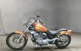 YAMAHA VIRAGO 250 3DM