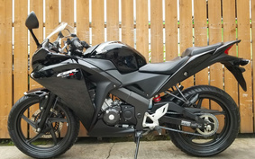 HONDA CBR125R JC50