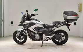 HONDA NC 700 X LD A 2013 RC63