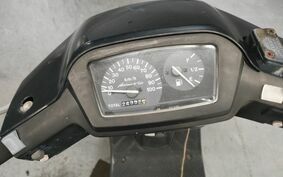 SUZUKI ADDRESS V100 CE11A