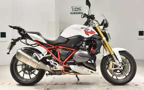 BMW R1200R 2015 0A04