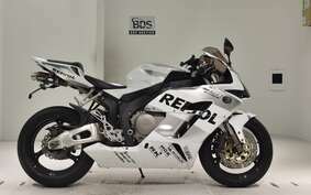 HONDA CBR1000RR 2004 SC57