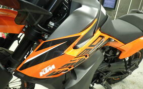 KTM 890 ADVENTURE	 2022 TS640