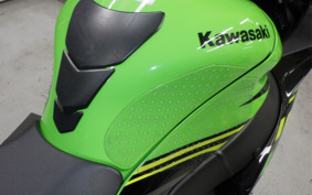 KAWASAKI ZX 10 NINJA R A 2019 ZXT02E