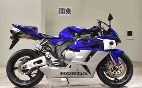 HONDA CBR1000RR 2004 SC57