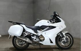 HONDA VFR800F 2016 RC79