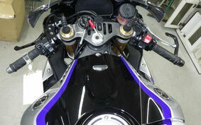 YAMAHA YZF-R1 M 2019 RN49