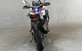 HONDA CRF1000L AFRICA TWIN 2017 SD04