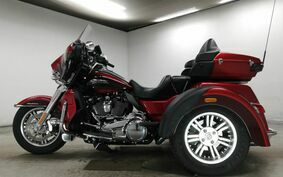 HARLEY FLHTCUTG TRIKE 1750 2018 MAD