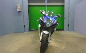 SUZUKI GSX-R750 2011 C4111