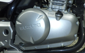 SUZUKI GSR250