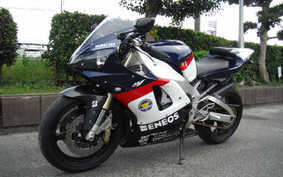 YAMAHA YZF-R1 2000 RN04