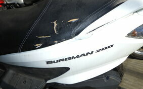 SUZUKI SKYWAVE 200 (Burgman 200) CH41A