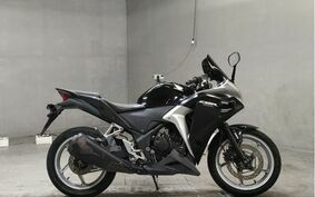 HONDA CBR250R MC41