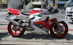HONDA CBR250RR MC22