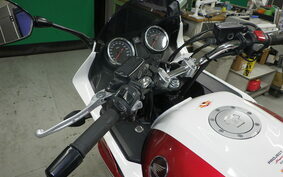 HONDA CB1300SB SUPER BOLDOR EP 2015 SC54