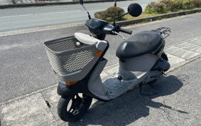 SUZUKI LETS4