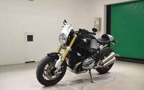 BMW R NINE T 2014