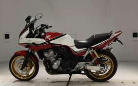 HONDA CB400 SUPER BOLDOR VTEC 2009 NC42