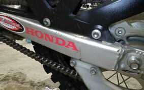 HONDA CRF125R JE03