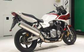 HONDA CB1300SB SUPER BOLDOR A 2008 SC54