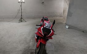 HONDA CBR600RR PC40