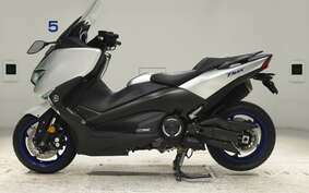 YAMAHA T-MAX 530 SJ15J