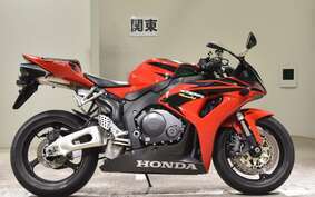 HONDA CBR1000RR 2007 SC57