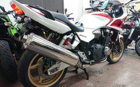 HONDA CB1300SB SUPER BOLDOR 2010 SC54