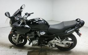 SUZUKI BANDIT 1200 S 2005 GV77A