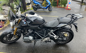 BMW R1200R 2015 0A04