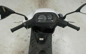 SUZUKI ADDRESS V100 CE11A