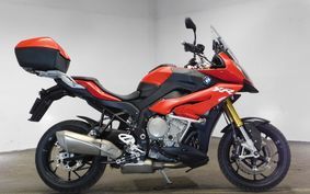 BMW S1000XR 2015 0D03