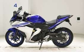 YAMAHA YZF-R25 RG10J