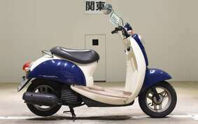 HONDA CREA SCOOPY AF55